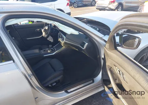 2021 BMW 330I z USA, uszkodzony, nr VIN WBA5R1C07MFL03483